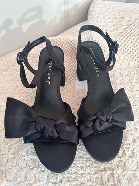 Copper Key Black Bow Sandals